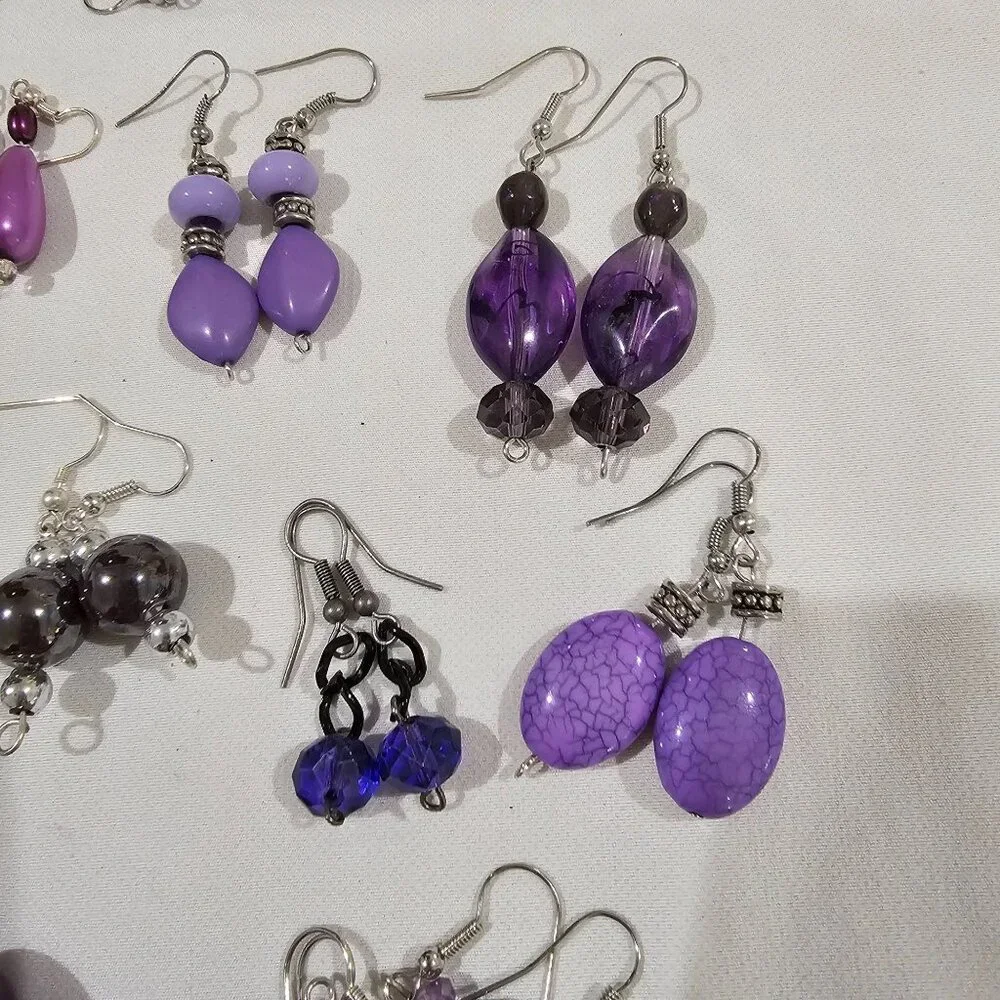 Purple Bead Earrings / Lot of 14 /‎ also miscellaneous mismatched pieces